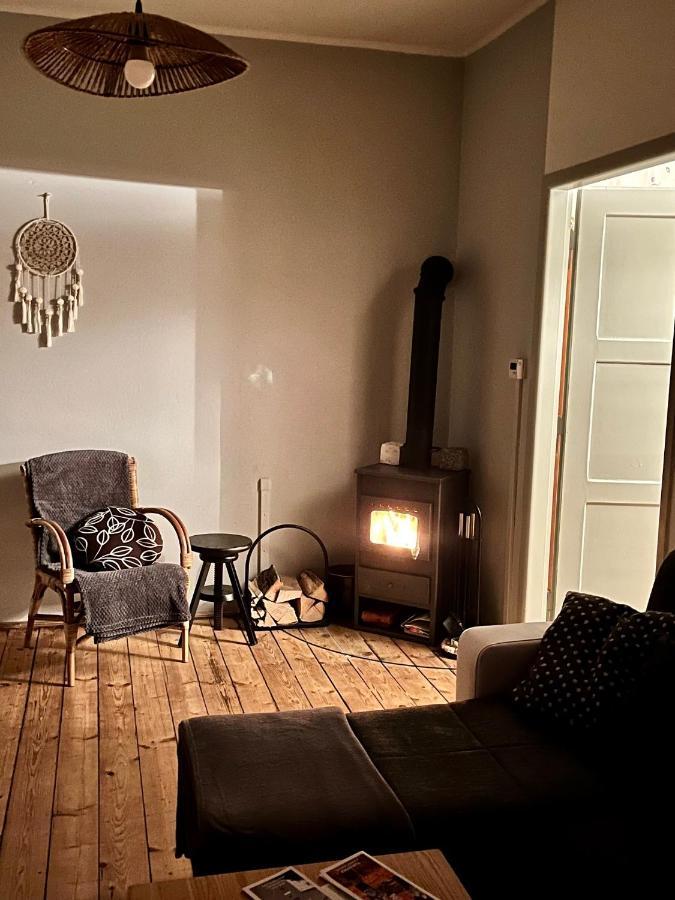 Slunny Byt S Krasnym Vyhledem Appartement Nové Město nad Metují Buitenkant foto