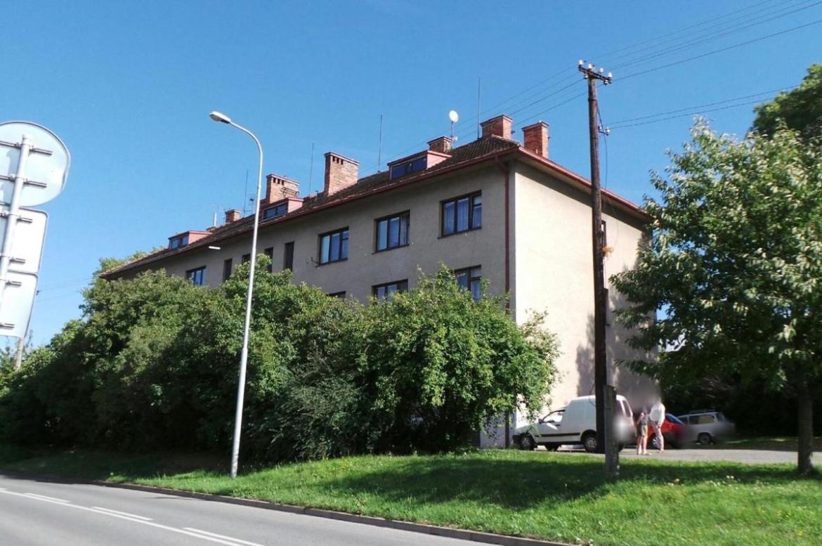 Slunny Byt S Krasnym Vyhledem Appartement Nové Město nad Metují Buitenkant foto