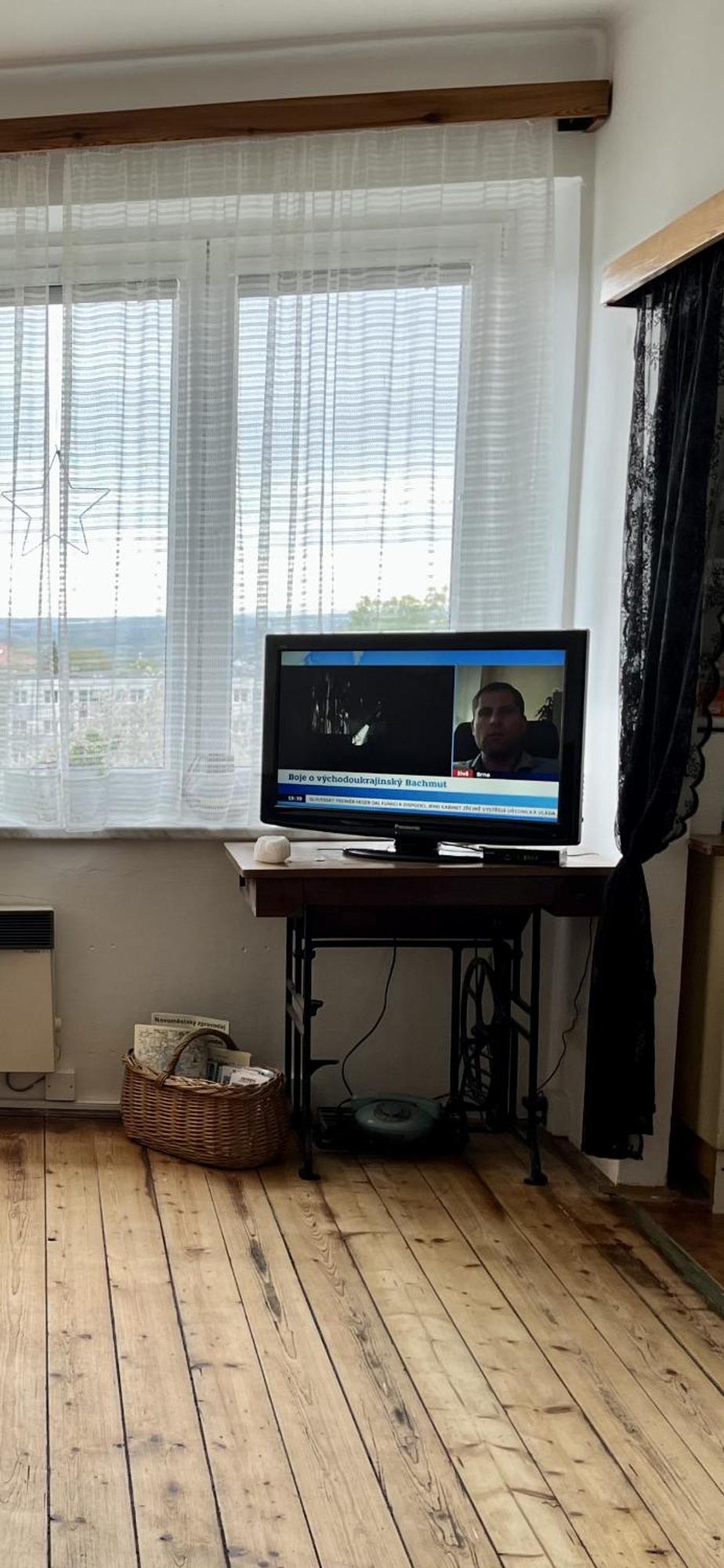 Slunny Byt S Krasnym Vyhledem Appartement Nové Město nad Metují Buitenkant foto